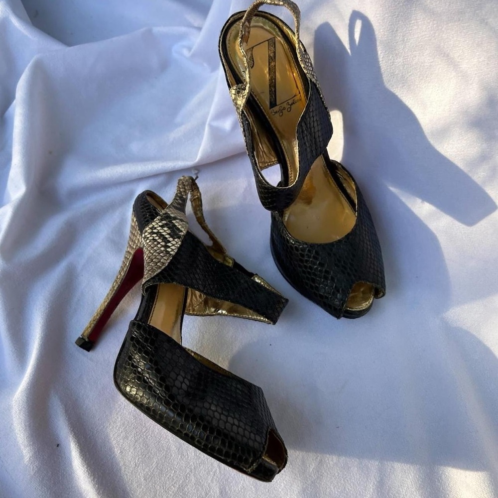 Sergio Zelcer size 7 black heels